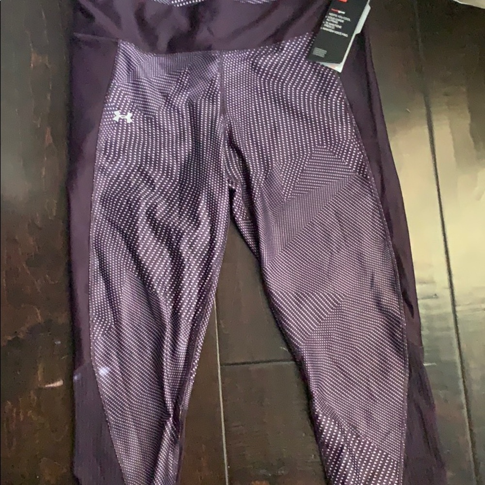 Under Armour compression leggings